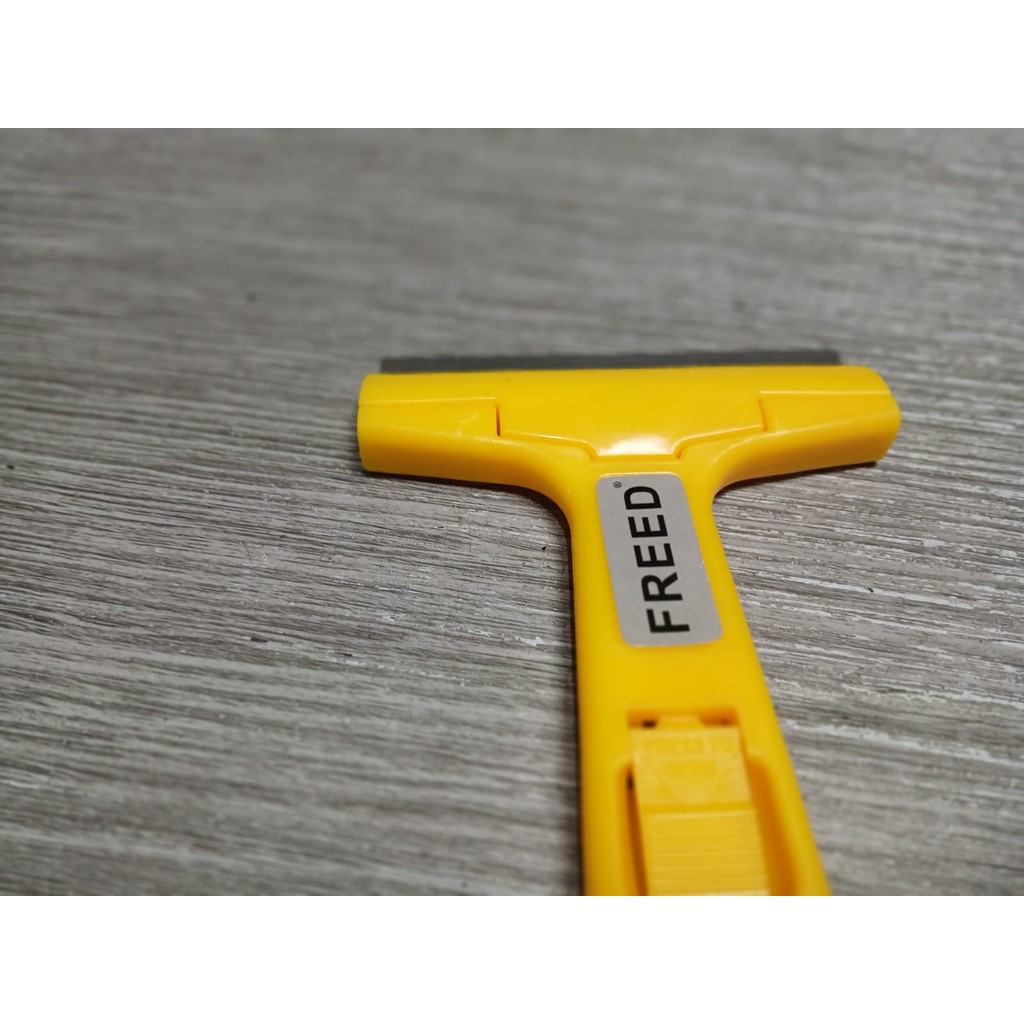 

Deli Scraper / Kape Alat Pengerok 145mm Pegangan HIPS EDL4723C Baja Paint