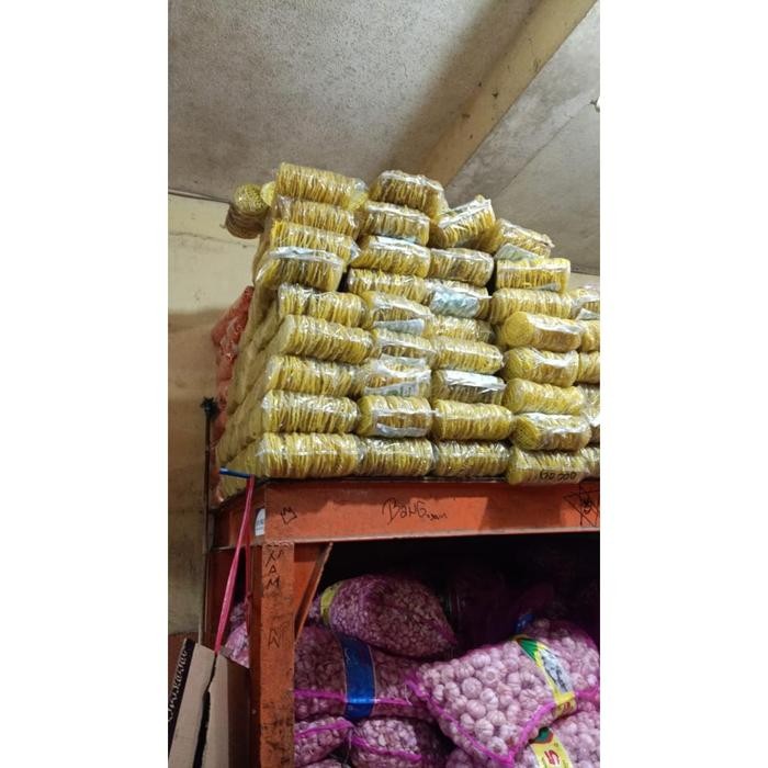 

Kerupuk mie mentah / kerupuk banjur - 1000 gram