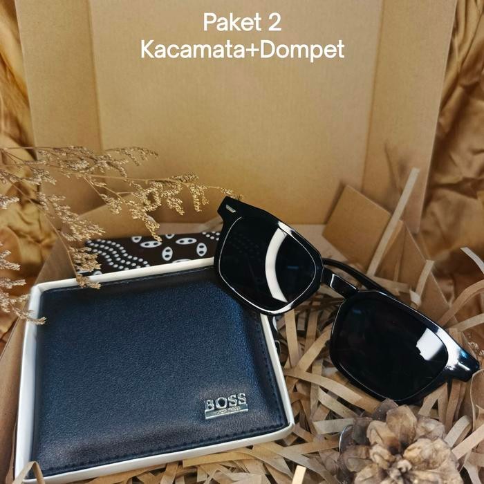 

Hadiah Wisuda Anniversary Ulang Tahun untuk Cowok - Gift Set Souvenir dengan Kotak Packing, Pita, Kartu Ucapan, dan Bubble Wrap - Hitam - Paket 1