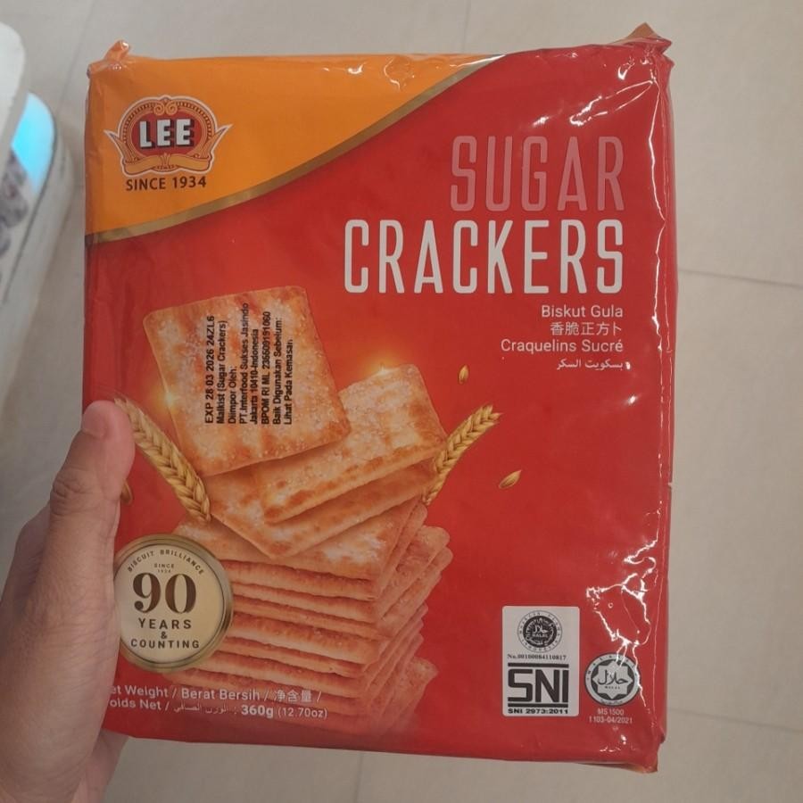 

Lee Crackers Biscuit All Variant ( Original / Cream / Sugar / Corn / Tasty )