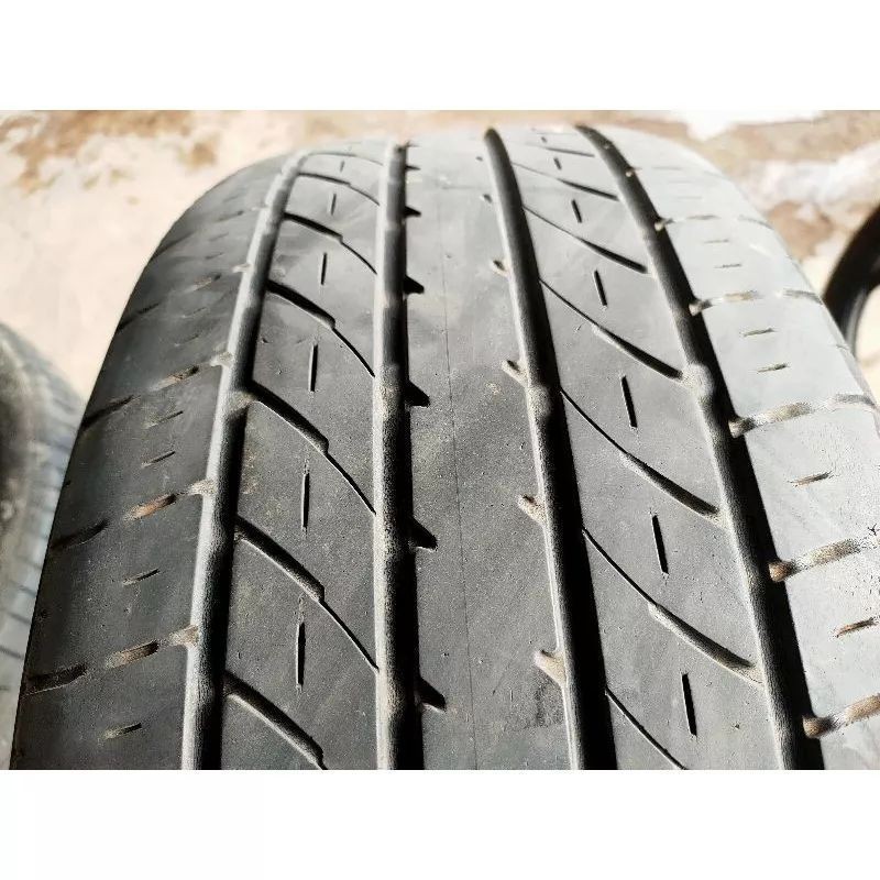 BAN MOBIL UK 235/50 R18,MERK TOYO SECOND BERKUALITAS RING18 WIDIAPART