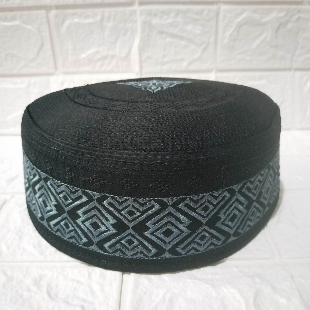 Peci hitam kopiah haji motif sudemala premium