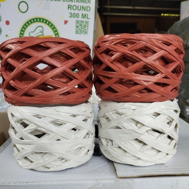 

Tali Rafia Merah Putih / Rafia Merah Putih Terlariss