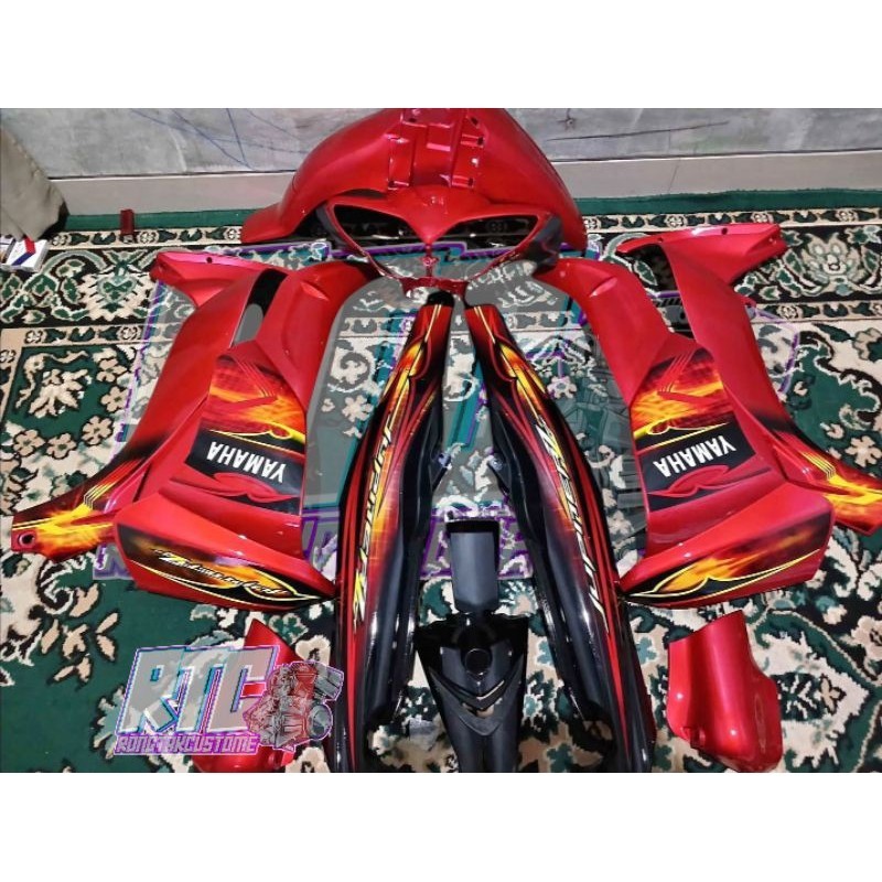 PROMO full set body halus jupiter z new burhan merah hitam striping 2008 2009 BAHAN TEBAL MIRIP ORIG