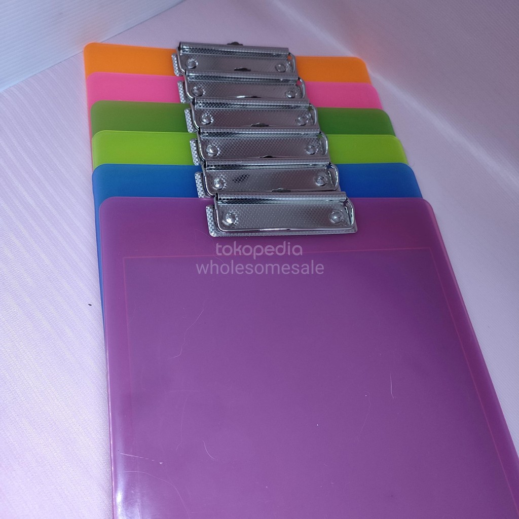 

Clip board/papan ujian/papan jalan folio/F4 translucent