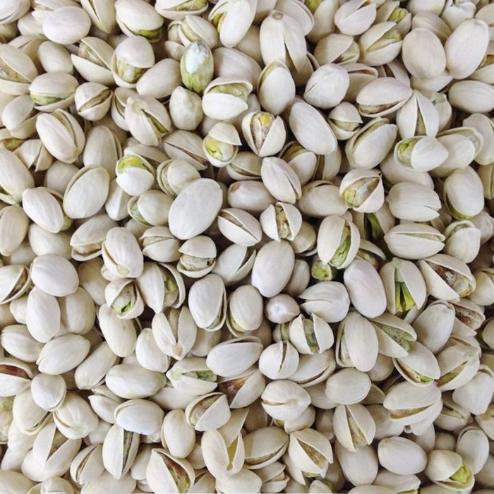 

Pistachios Roasted / Kacang Pistachio / Kacang Fustuk Arab 500gr( EXP 2027)