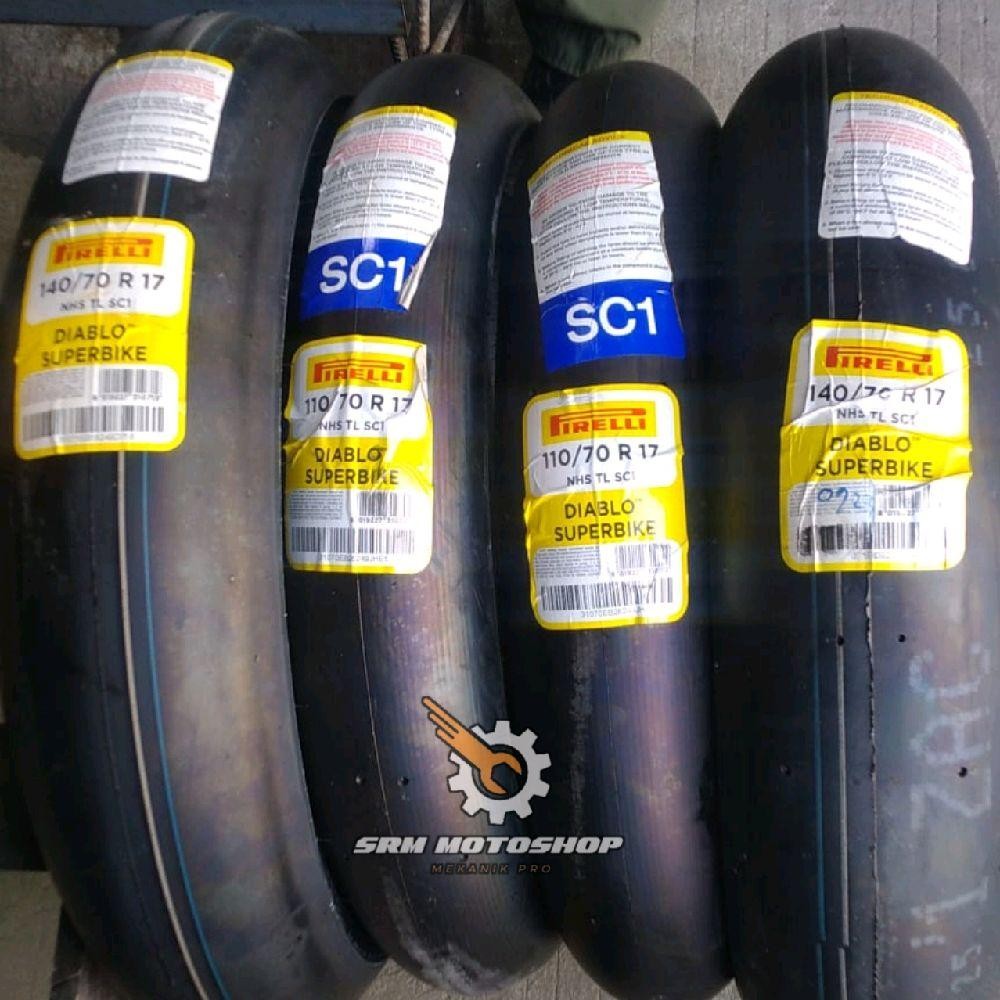 Sepasang Ban Slick Pirelli 110/70-17 & 140/70-17 Diablo Superbike SC1 Radial Tipe Tubles Soft Compou