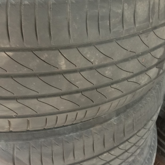 BAN MOBIL 255-45-18 KONDISI TUBLES