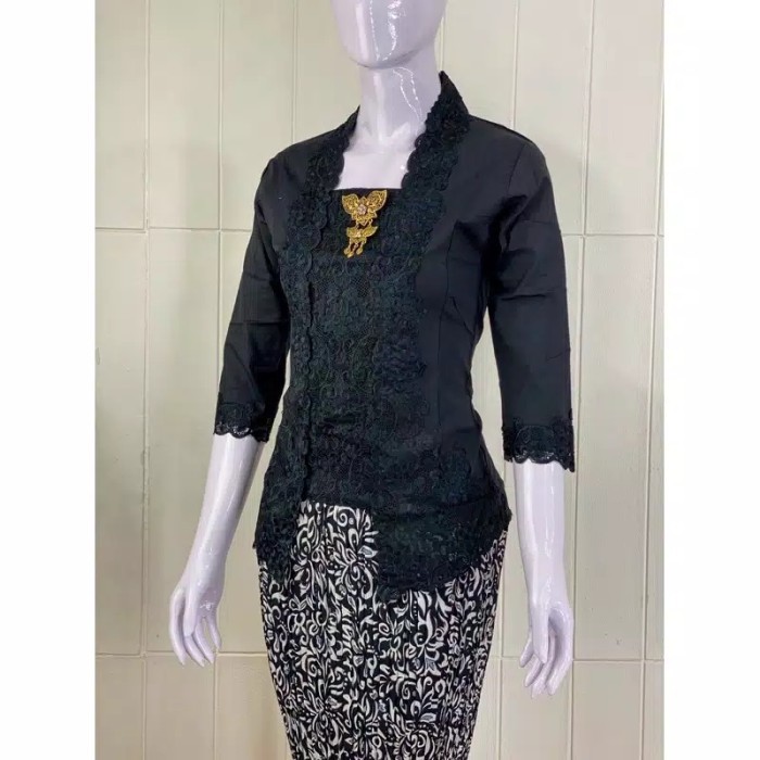 

✨NEW✨ -KEBAYA KUTUBARU LENGAN 7/8 BORDIR SENADA Katun Stretch - Hitam, S