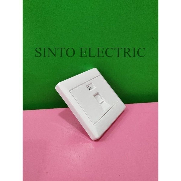 BOSS Outlet Data Cat6 B2031 Stopkontak Internet LAN B2000