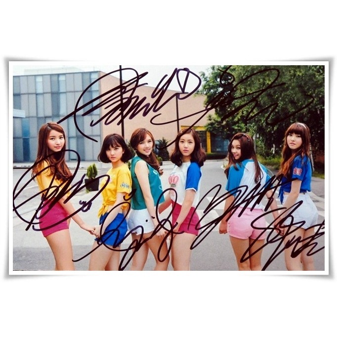 GFriend autographed signed with pen L.O.L  group photo   4*6in  new korean collection  freeshipping 
