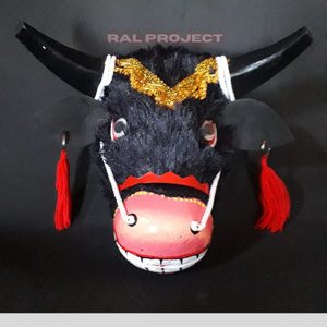 Mainan Tradisional | Bantengan Anak Mata Resin Menyala Lampu LED + Mahkota Renda Emas [Zahirashop]