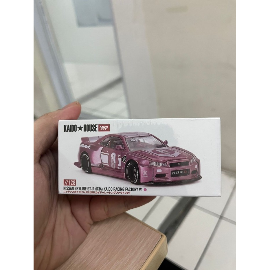 Mini GT Kaido House Skyline R34 Kaido Racing Factory V1 No 128