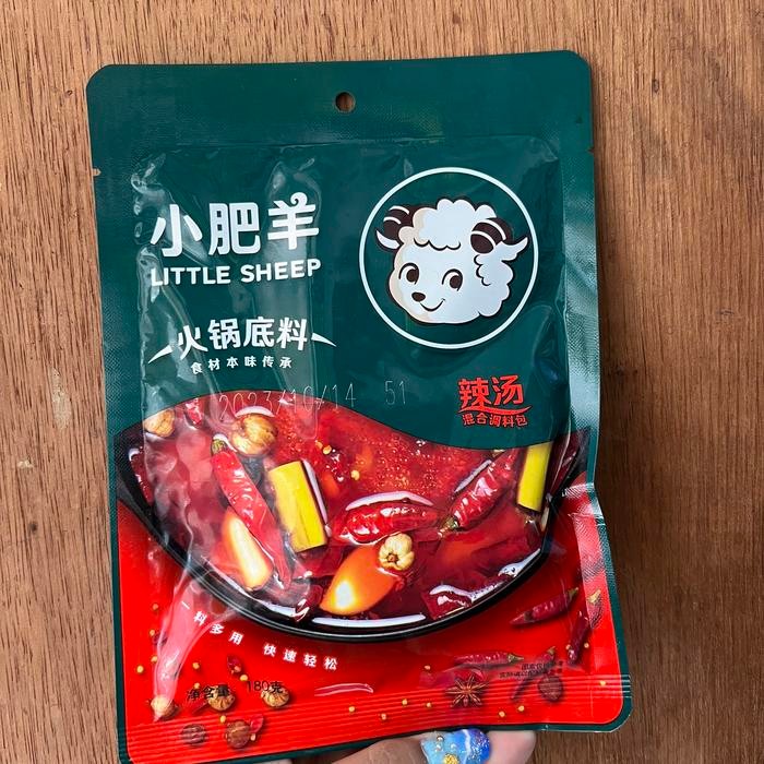 

hot pot huo guo little sheep 小肥羊 - Spicy 180gr
