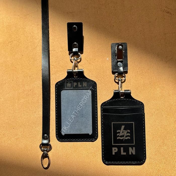 

lanyard id card kulit asli - Hitam