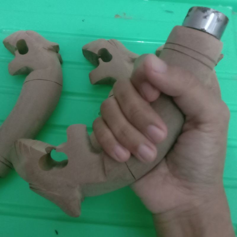 gagang golok kayu ukiran macan kayu raksamala / handle kayu ukir macan