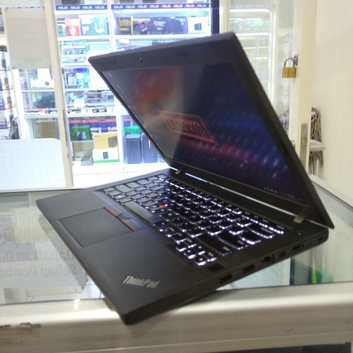 Lenovo T470p CORE i5 GEN7 SSD 256Gb ram 16gb VGA Nvidia