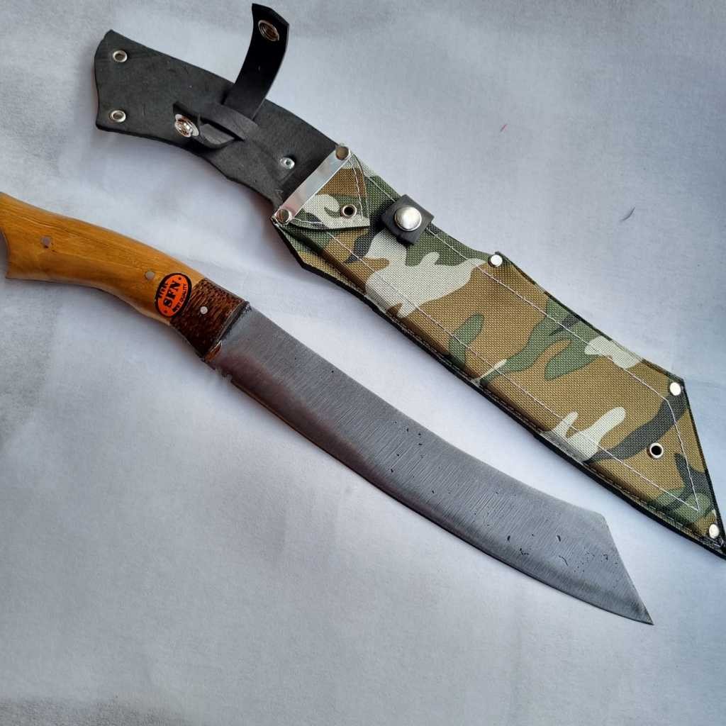 Peralatan kebun Golok SPN Patimura