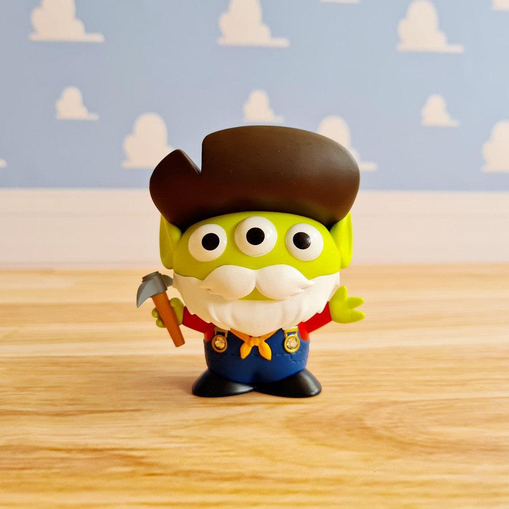 HEROCROSS Toy Story Alien Remix Swarovski - Stinky Pete