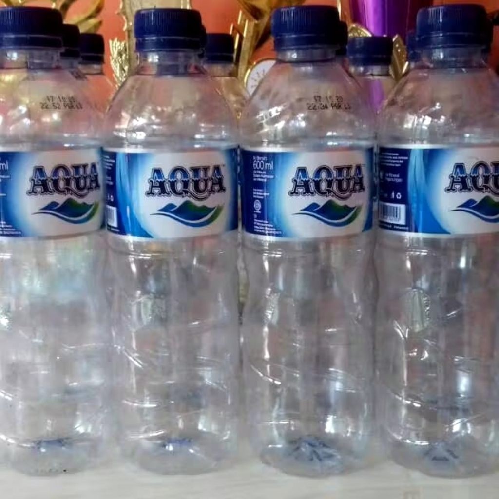 

(BAYAR DI TEMPAT) Botol bekas Aqua 600 Ml bersih sekali pakai
