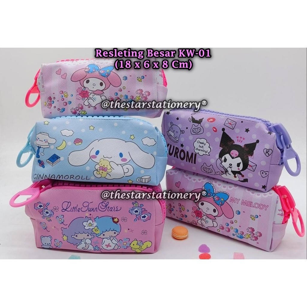 

(1 Biji) Tempat Pensil Resleting Sanrio KW-01 18 x 6 x 8 Cm / Pensil Case Sanrio KW-01 / Tempat Pensil Anak Fancy Kekinian