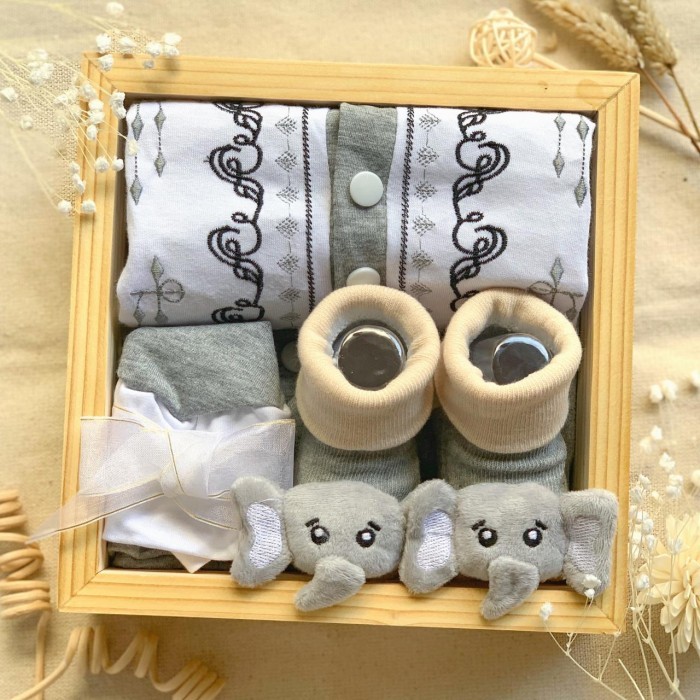 

DISKON Ramadan Set - Hampers Bayi / Hamper Baby / Kado Lahiran Babygift - Abu-abu