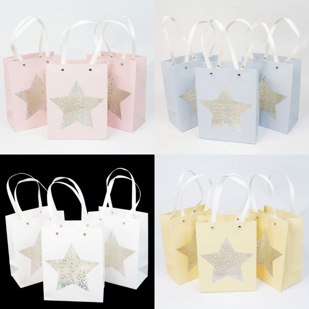 

PaperBag Hampers Kado Hampers Motif Tebal Ukuran Besar Kecil Kado