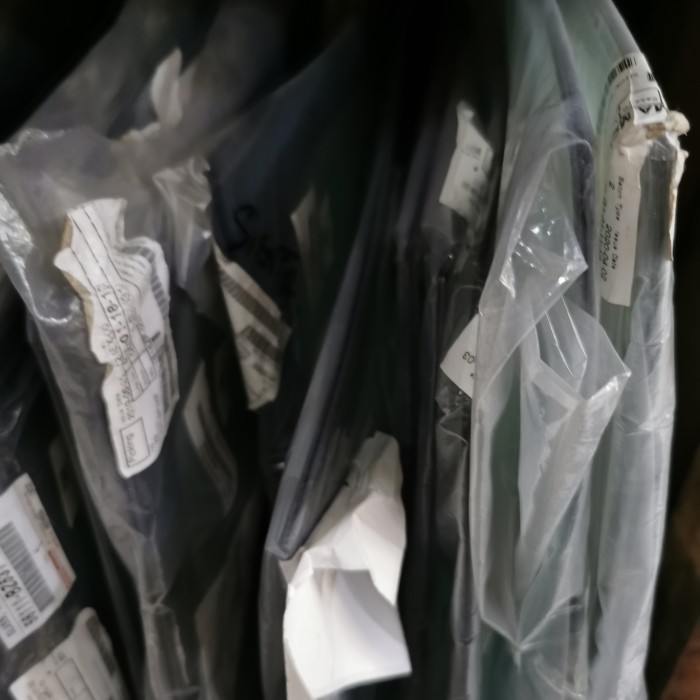 Promo Kaca mobil Toyota Original Avanza Xenia gen1 2004-2011 - Belakang kanan Murah