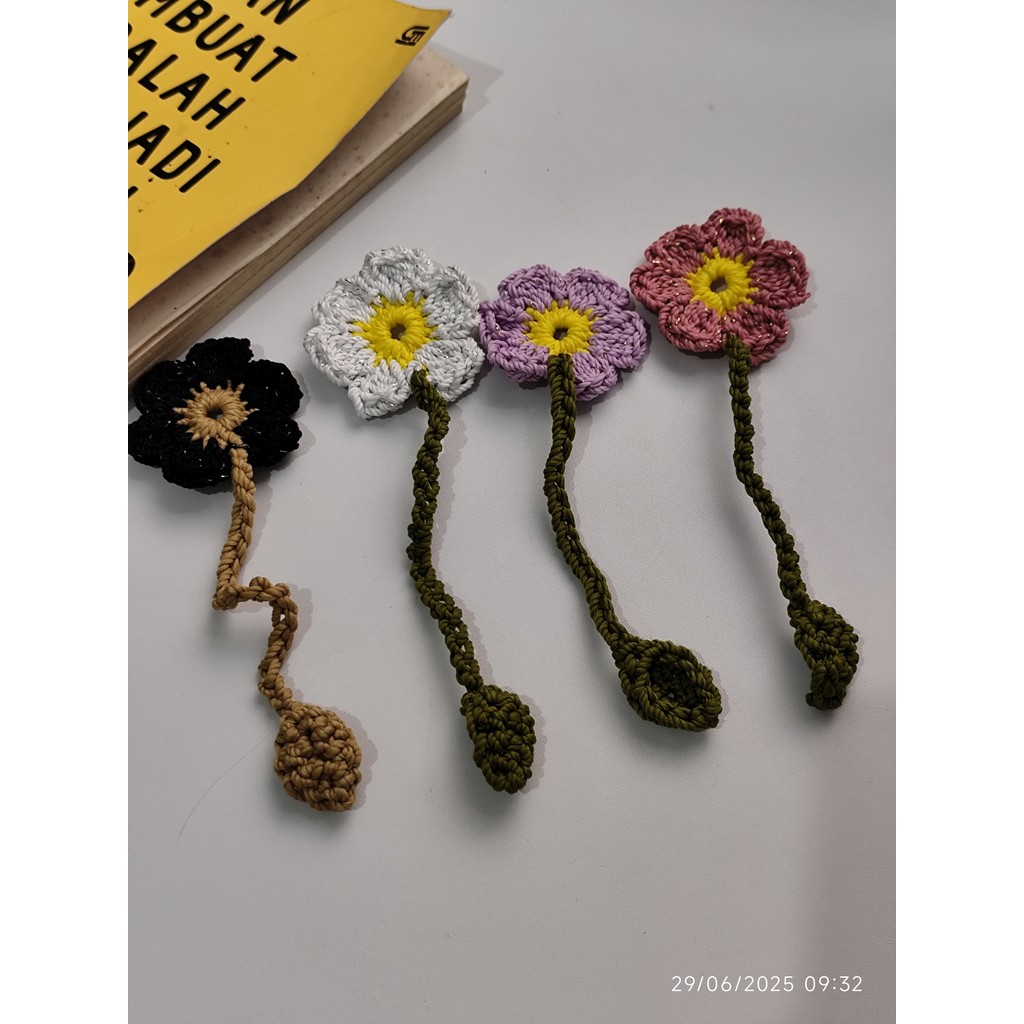 

Pagipuan Buku Pembatas Daisy Bookmark