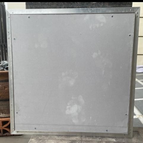 

MANHOLE CONSIL - ACCESS PANEL PLAFON Aluminium Lubang Maintance Gedung Kantor Rumah Toko - TEBAL 9MM, 450x450mm