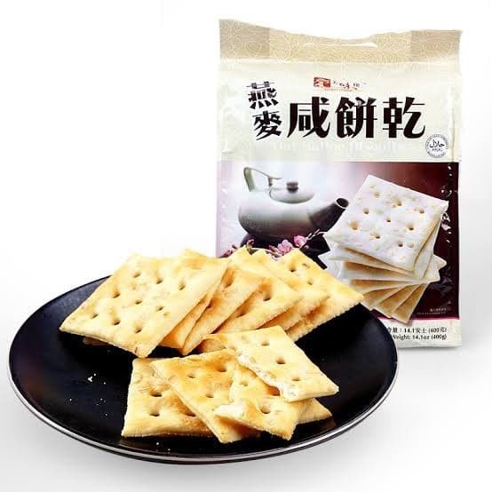 

YUMMY HOUSE OAT SALINE BISCUIT 400 GR