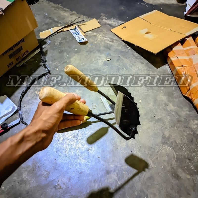 Gathul Wangkil Miring / Cangkul Miring / Cangkul Wangkil