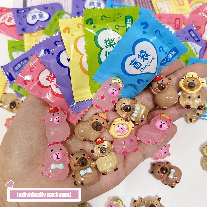 

20/60Pc Mini Cartoon surprise Capybara gift bag Children Stationery School Prize Birthday Party Favors Goodie Bag Pinata Fillers