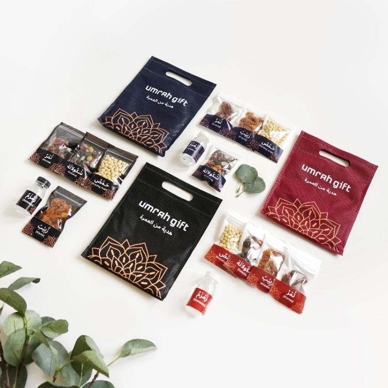 

Paket Oleh Oleh Souvenir Umroh Dan Haji Premium