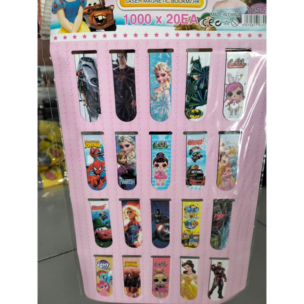 

1LEMBAR ISI 20 PCS PEMBATAS BUKU MAGNET MOTIF KARAKTER LUCU/MIX