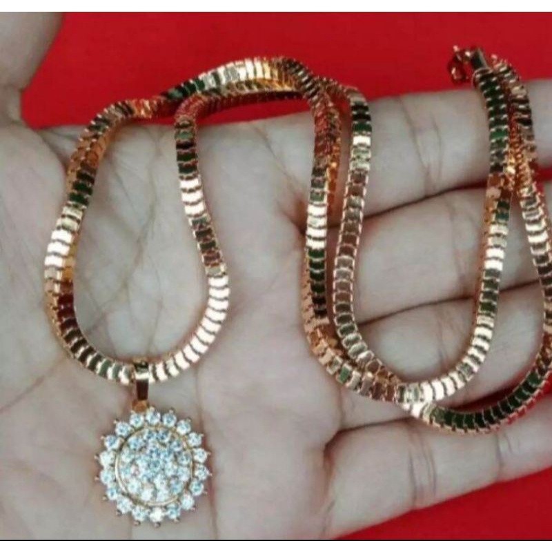 kalung emas asli 8gram kadar 700 ada surat dari toko