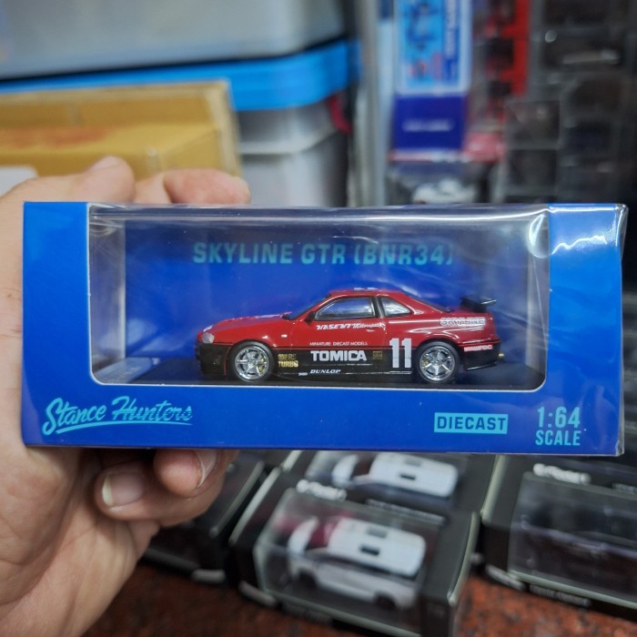 Stance Hunter Skala 64 Nissan R34 GTR #11 Red Livery