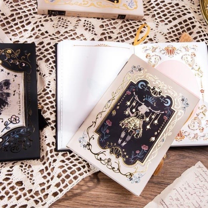 

Buku NotDiary Pan's Labyrinth / Buku Diary Jurnal Agenda Buku Tulis - 0792 RB9