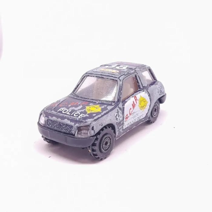 ES99 Police Car - Diecast Junk Mobil Mainan Bekas