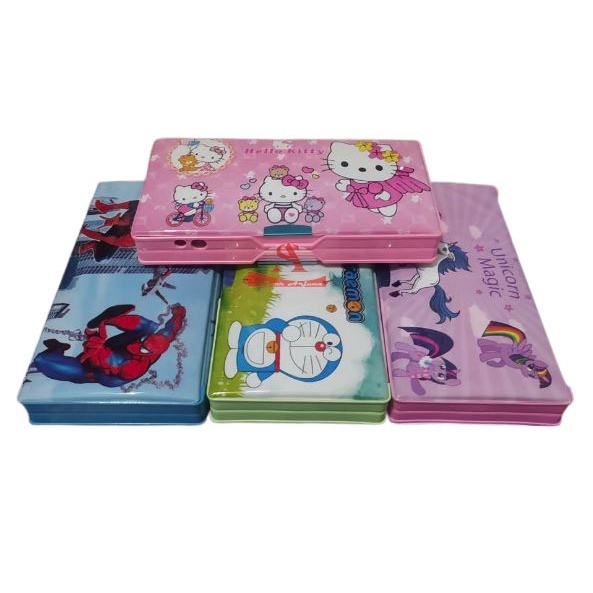 

Tempat Pensil / Kotak Pensil Magnet 2 Sisi Ringan Motif Kartun Lucu Karakter Ada Perkalian 1629