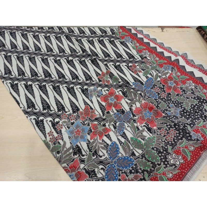 Kain batik solo kembangan parang kusumo doby