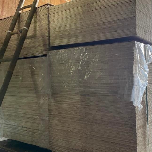 TRIPLEK 12 MM MERANTI MC PLYWOOD TRIPLEK 12 MC - HARGA ONLINE
