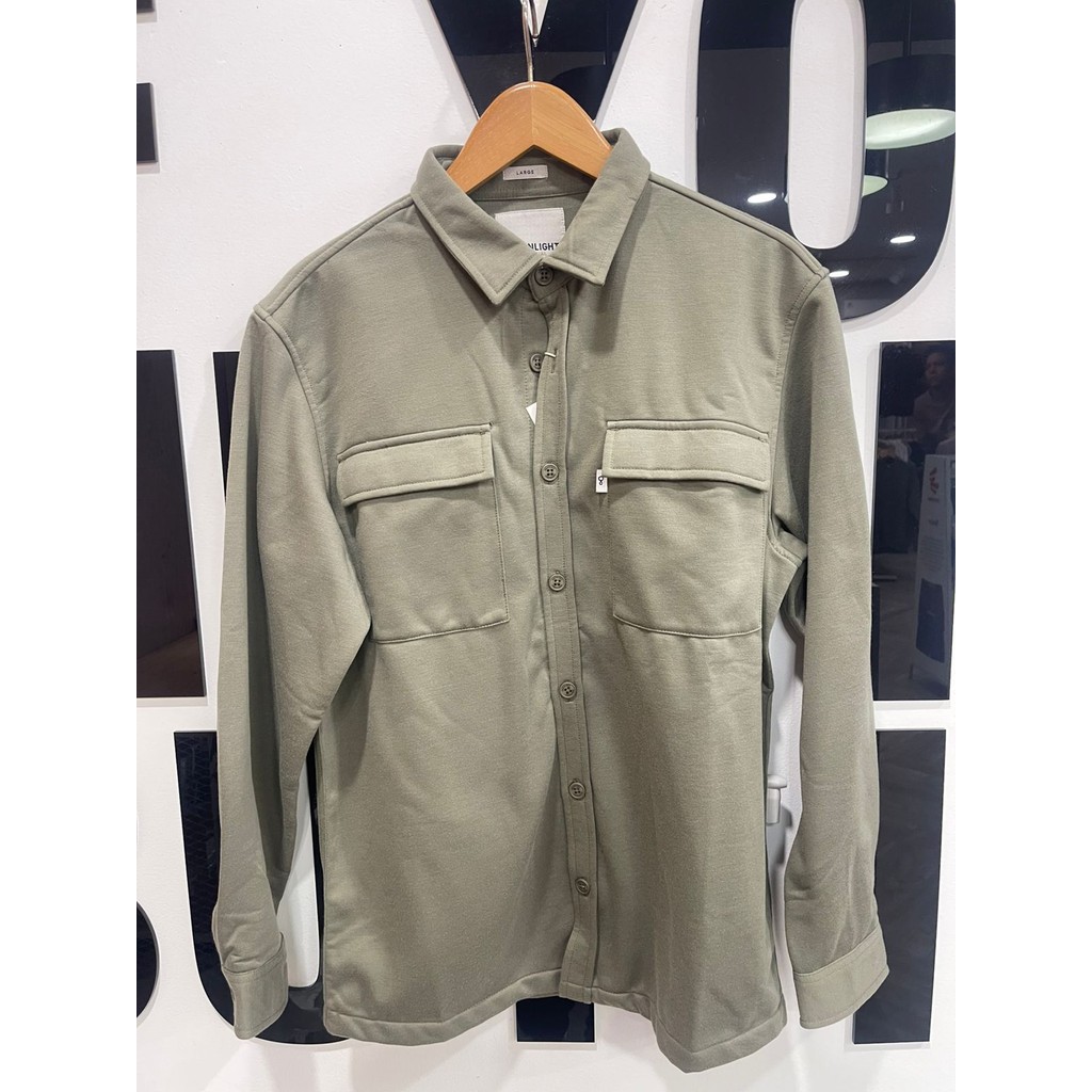 GL ESSENTIAL JAKET PRIA 104251
