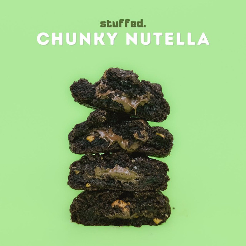 

CHUNKY NUTELLA Stuffed Soft Baked Cookies