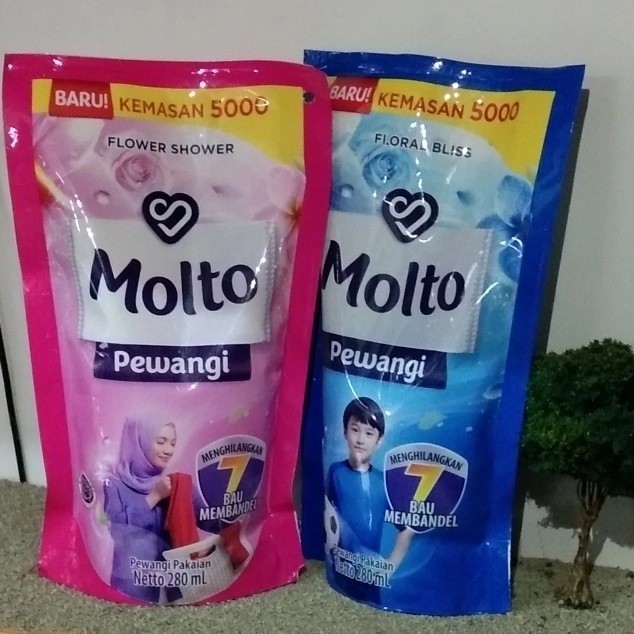 Molto pewangi 5000
