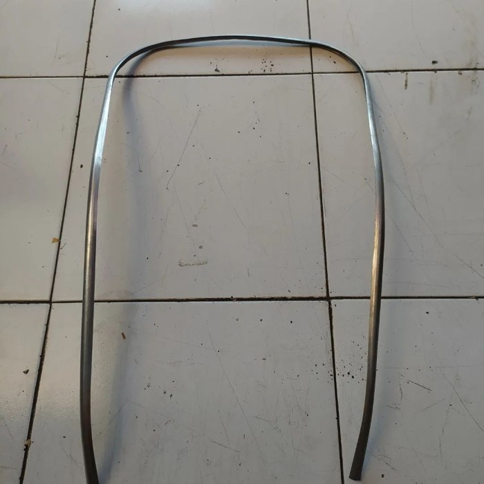 List body alumunium vespa super sprint NOS lawas bukan original.
