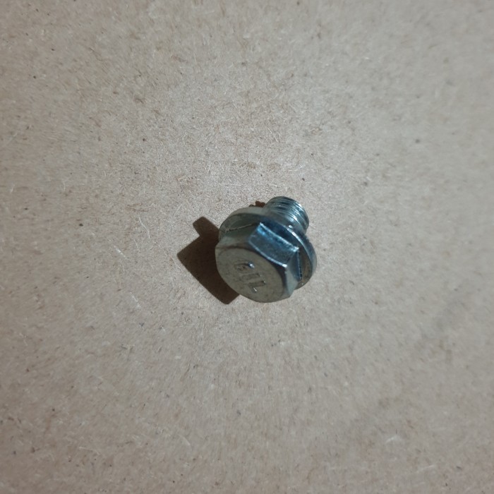 Baut OLi Mesin Standar Vespa Super Sprint Vbb PS PX Exclusive Excel                          ANDALAN