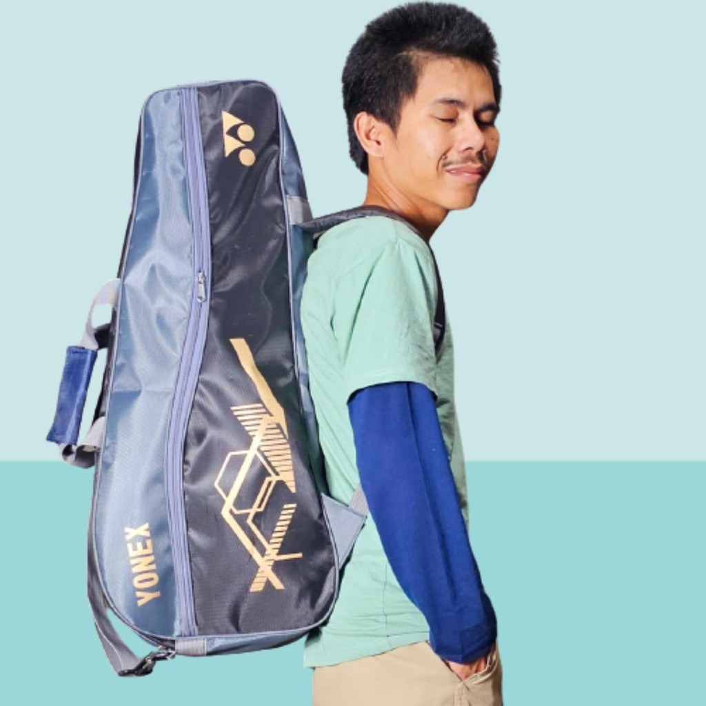 Tas Raket Badminton 2R Ruang Bahan Tebal Softcaswe Anti Air Ransel Selempang Bahu Muat Sepatu