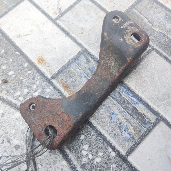 breket dudukan pegangan knalpot mio sporty smile soul old original ori