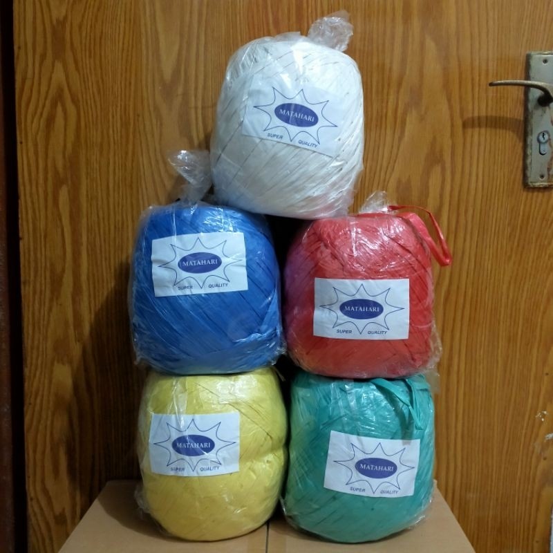 

tali rafia putih merah hijau biru kuning tali plastik pengikat